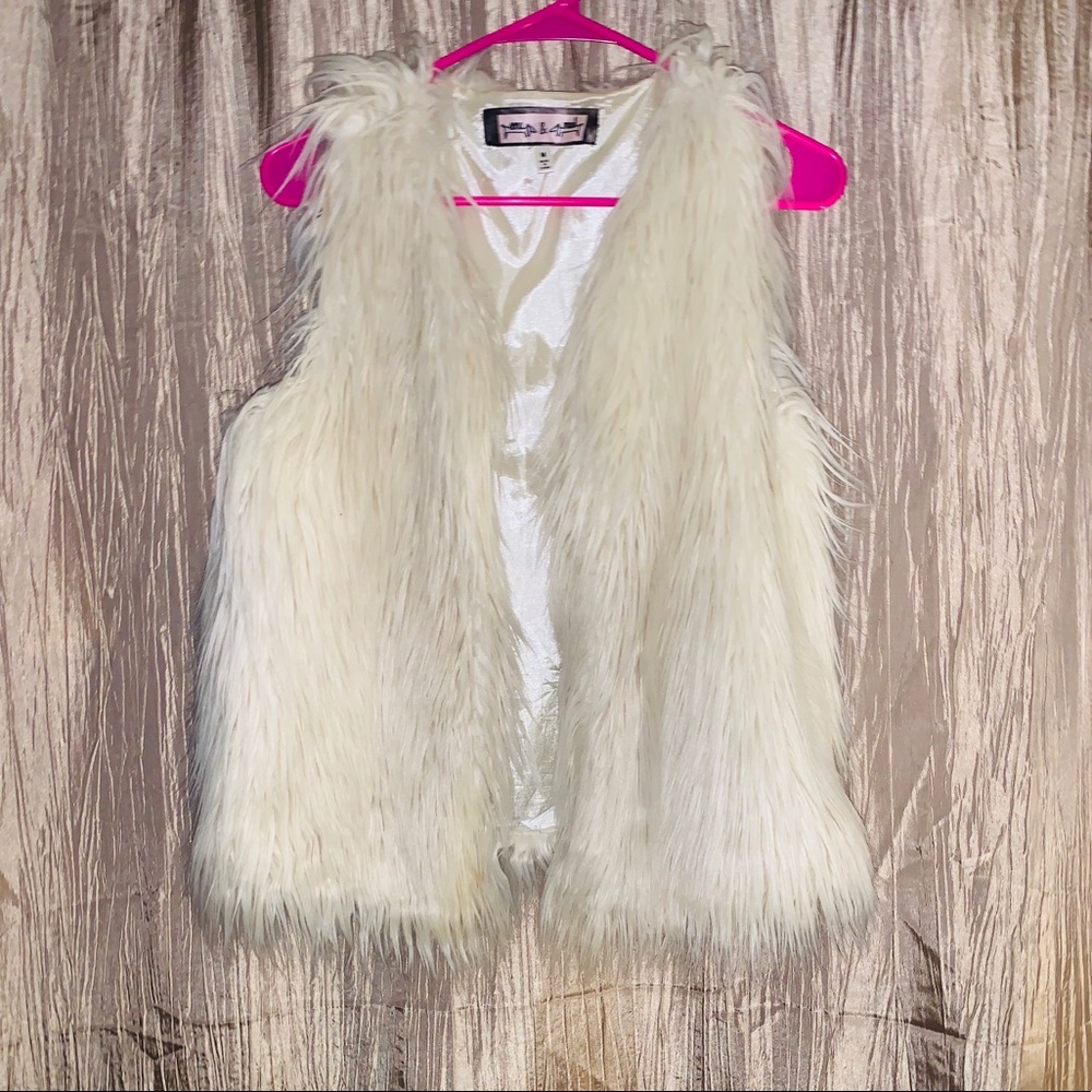 Fur vest